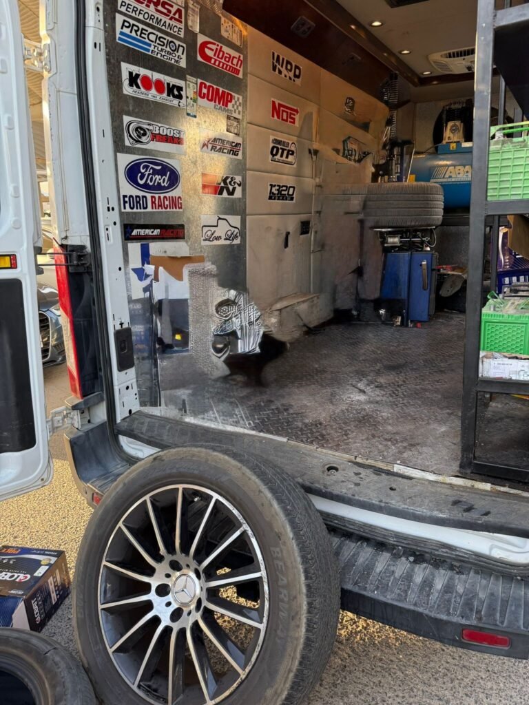 تبديل اطارات بطاريات أوتو تايرز الكويت